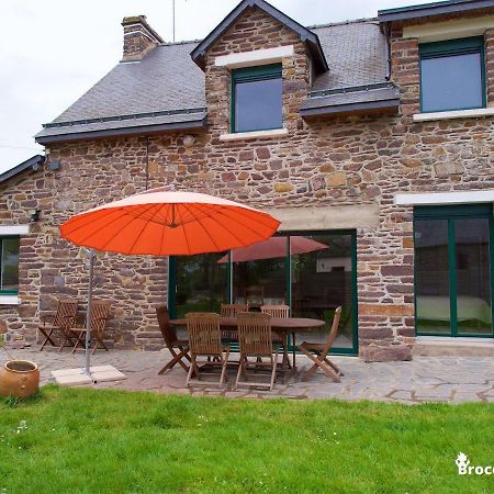 Gite Lancelot Du Val Campeneac Exterior foto